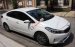Bán Kia Cerato MT đời 2016, màu trắng, nhập khẩu xe gia đình