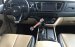 Cần bán xe Kia Sedona 3.3 GATH 2016, màu bạc còn mới, giá 945tr