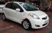 Bán Toyota Yaris 1.3 năm 2010, màu trắng, nhập khẩu xe gia đình, giá 398tr