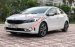 Bán Kia Cerato Signature 1.6AT đời 2017, màu trắng, đăng ký 2018