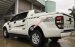Chính chủ bán Ford Ranger AT 2017, màu trắng, nhập khẩu nguyên chiếc
