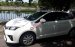 Bán Toyota Yaris 1.3 E 2016, màu trắng chính chủ, giá 580tr