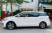 Bán xe Kia Sedona 3.3 GATH 2016, màu trắng, xe gia đình đi ít, giữ gìn, xe như mới