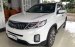 Cần bán Kia Sorento DATH sản xuất 2017, xe máy dầu, số tự động