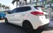Bán Kia Rondo 2017 tự động dầu màu bạc, xe gia đình chính chủ