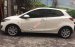 Chính chủ bán Mazda 2 năm sản xuất 2014, màu trắng, xe nhập