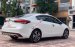 Bán xe Kia Cerato Signature 1.6 AT năm 2017, màu trắng, 585 triệu