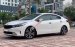 Bán xe Kia Cerato Signature 1.6 AT năm 2017, màu trắng, 585 triệu