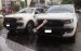 Bán xe Ford Ranger Wildtrack 3.2 2017, màu trắng, giá tốt