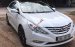 Cần bán lại xe Hyundai Sonata 2.0 AT năm 2011, màu trắng, nhập khẩu giá cạnh tranh