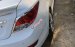 Bán ô tô Hyundai Accent 1.4 AT sản xuất năm 2013, màu trắng, nhập khẩu 
