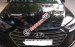 Cần bán xe Hyundai Elantra 1.6 AT đời 2017, màu đen