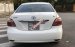 Cần bán gấp Toyota Vios MT sản xuất 2011, màu trắng, xe nhập