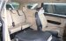 Bán ô tô Kia Sedona 3.3L GATH 2016, màu nâu, giá chỉ 950 triệu