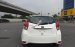 Cần bán xe Toyota Yaris 1.3G sản xuất 2014, màu trắng, xe nhập