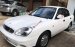 Bán ô tô Daewoo Nubira đời 2002, màu trắng giá cả hợp lý