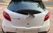 Cần bán xe Mazda 2 S đời 2014, màu trắng, 380tr