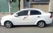 Bán Chevrolet Aveo đời 2016, màu trắng chính chủ, giá tốt