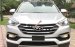 Cần bán Hyundai Santa Fe đời 2017, màu bạc