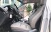 Cần bán Hyundai Santa Fe đời 2017, màu bạc