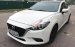 Cần bán xe Mazda 3 Facelift năm 2017, màu trắng, giá tốt