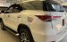 Bán Toyota Fortuner sản xuất năm 2019, màu trắng, nhập khẩu nguyên chiếc