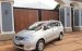 Cần bán xe Toyota Innova sản xuất 2010, màu bạc xe gia đình
