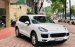 Porsche Cayenne 3.6 sx 2016 màu trắng biển đẹp, lái max phê