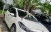 Cần bán Kia Cerato MT 2017, màu trắng giá cạnh tranh