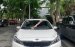 Cần bán Kia Cerato MT 2017, màu trắng giá cạnh tranh
