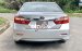 Cần bán lại xe Toyota Camry 2.5G năm sản xuất 2013, màu bạc xe gia đình