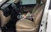 Cần bán xe Kia Sorento DATH sản xuất 2017, màu trắng số tự động 