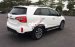 Cần bán xe Kia Sorento DATH sản xuất 2017, màu trắng số tự động 