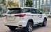 Cần bán Toyota Fortuner 2.7V 2017, màu trắng, xe nhập, 845tr
