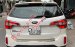 Cần bán xe Kia Sorento 2.4GAT đời 2016, màu trắng, giá chỉ 555 triệu