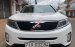 Cần bán gấp Kia Sorento AT đời 2016, màu trắng