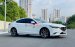 Cần bán lại xe Mazda 6 2.0L Premium đời 2017, màu trắng, 695tr