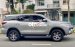 Cần bán xe Toyota Fortuner 2.7V năm 2017, màu xám, xe nhập