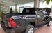 Cần bán gấp Toyota Hilux E đăng ký 2019 chính chủ giá 618tr