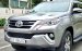 Cần bán xe Toyota Fortuner 2.7V 2017, màu bạc, nhập khẩu nguyên chiếc