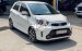 Cần bán xe Kia Morning Si năm sản xuất 2017, màu trắng  