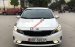 Bán ô tô Kia Cerato MT đời 2017, màu trắng, nhập khẩu nguyên chiếc xe gia đình
