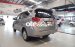 Bán Toyota Innova E 2.0MT năm 2019, màu bạc, 460tr