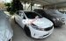 Cần bán Kia Cerato MT năm 2017, màu trắng
