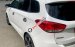 Bán Kia Rondo AT năm sản xuất 2016, màu trắng, nhập khẩu xe gia đình