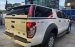 Ford Ranger XLS AT 2017 màu trắng, giá 569tr