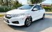 Cần bán gấp Honda City AT năm sản xuất 2014, màu trắng
