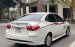 Xe Hyundai Avante 1.6MT sản xuất năm 2016, màu trắng, nhập khẩu nguyên chiếc giá cạnh tranh