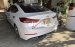 Cần bán xe Hyundai Elantra GLS sản xuất 2017, màu trắng xe gia đình, giá chỉ 410 triệu