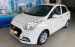 Cần bán Hyundai Grand i10 AT sản xuất 2017, màu trắng, giá chỉ 328 triệu